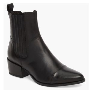 Vagabond Marja Cap Toe Black Boots